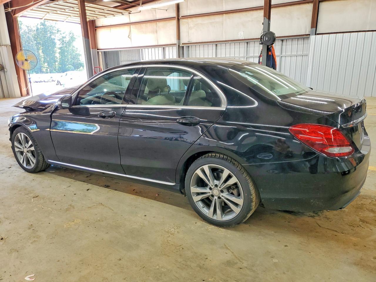 2015 Mercedes-Benz C 300 - Image 2