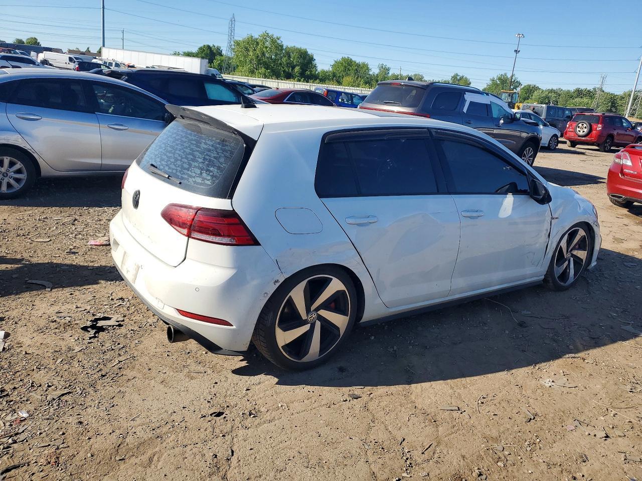 2018 Volkswagen Gti S - Фото 3