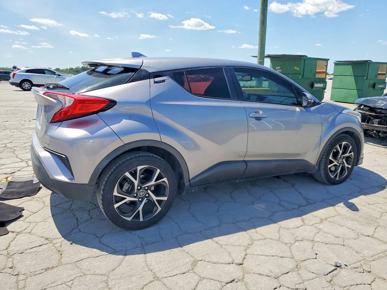 2018 Toyota C-Hr Xle Premium - Image 3