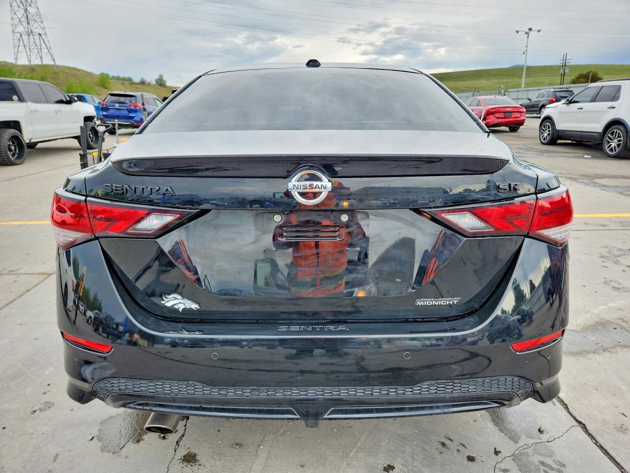 2022 Nissan Sentra Sr - Image 6