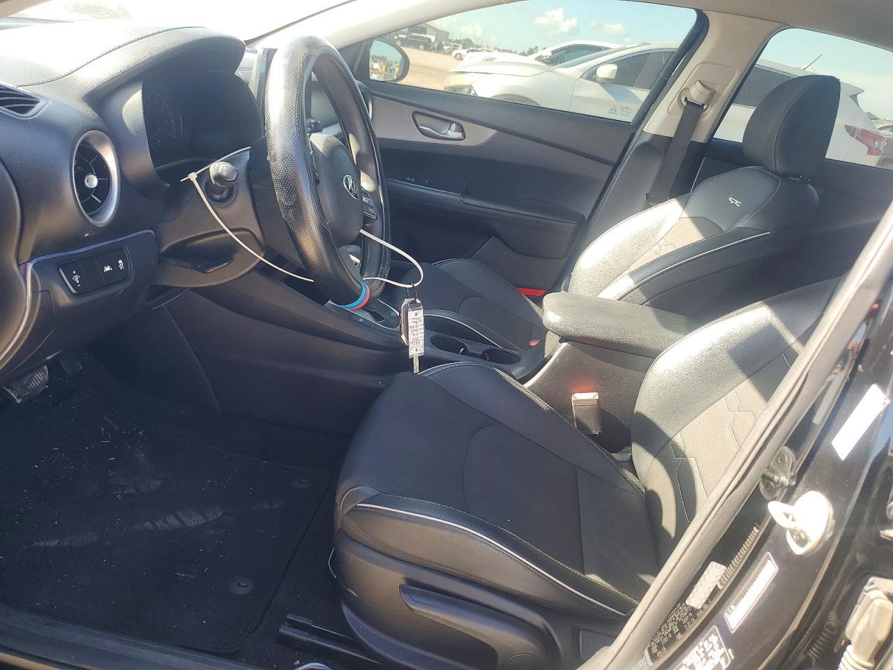 2019 Kia Forte Lxs - Фото 7