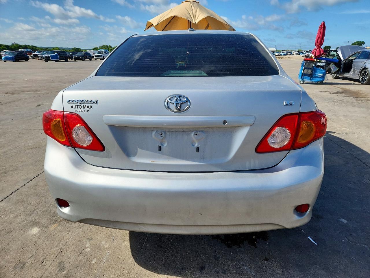 2010 Toyota Corolla Le - Фото 6