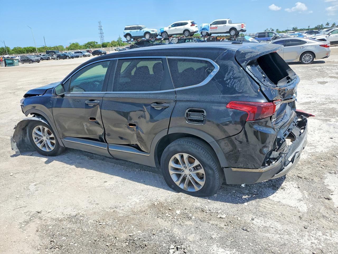 2019 Hyundai Santa Fe Se - Фото 2