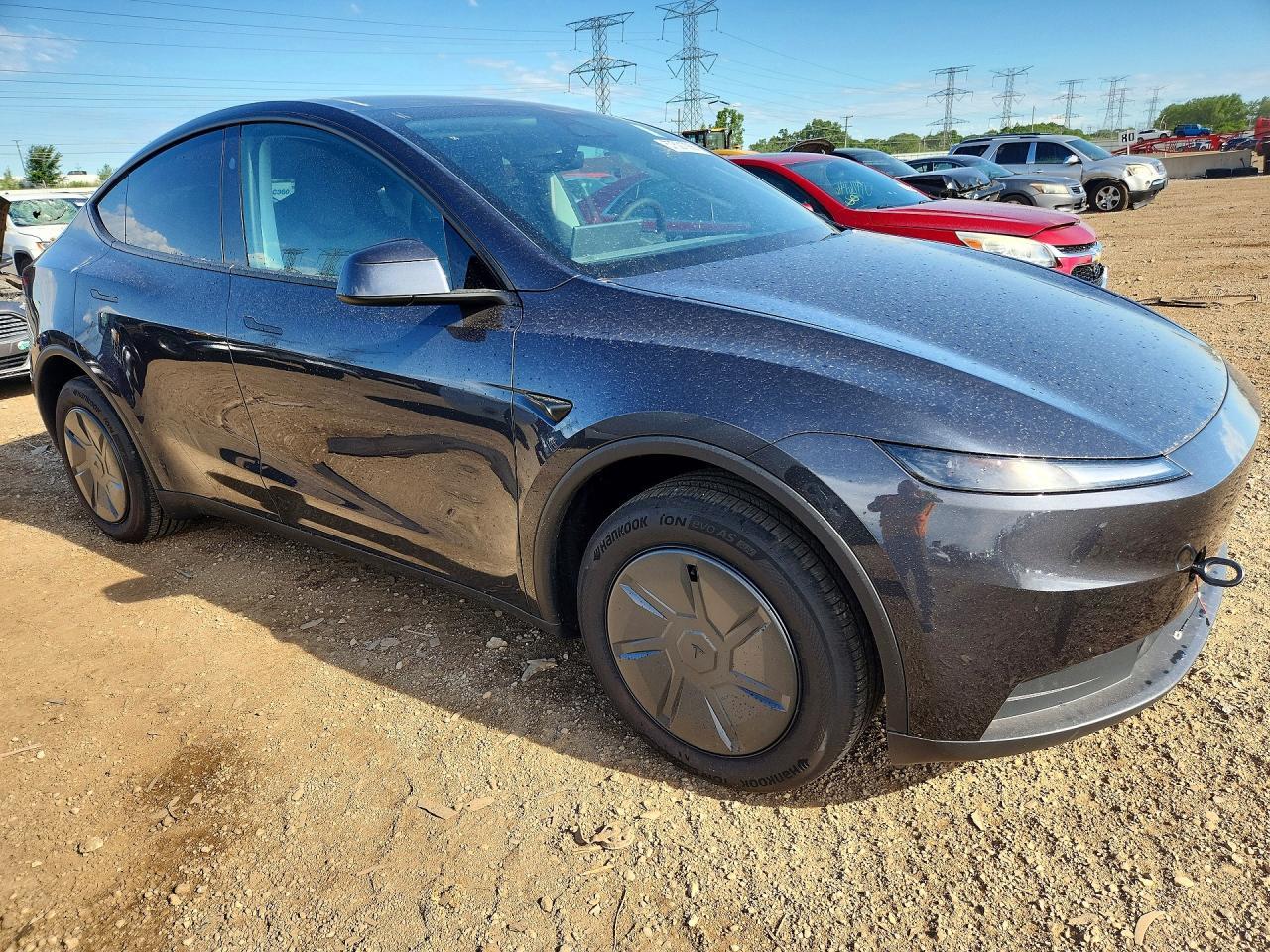 2026 Tesla Model Y - Фото 4
