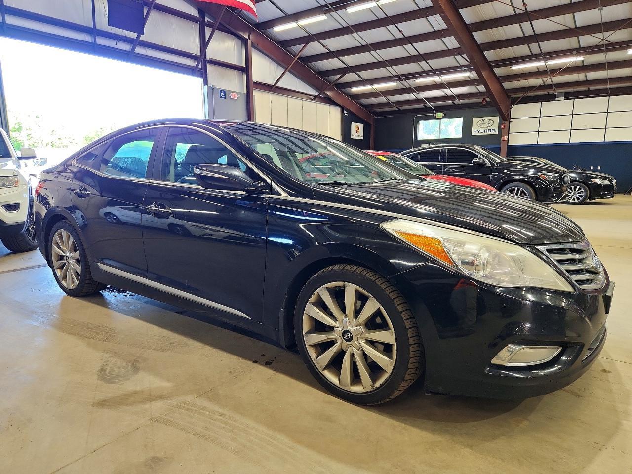2014 Hyundai Azera Limited - Image 4
