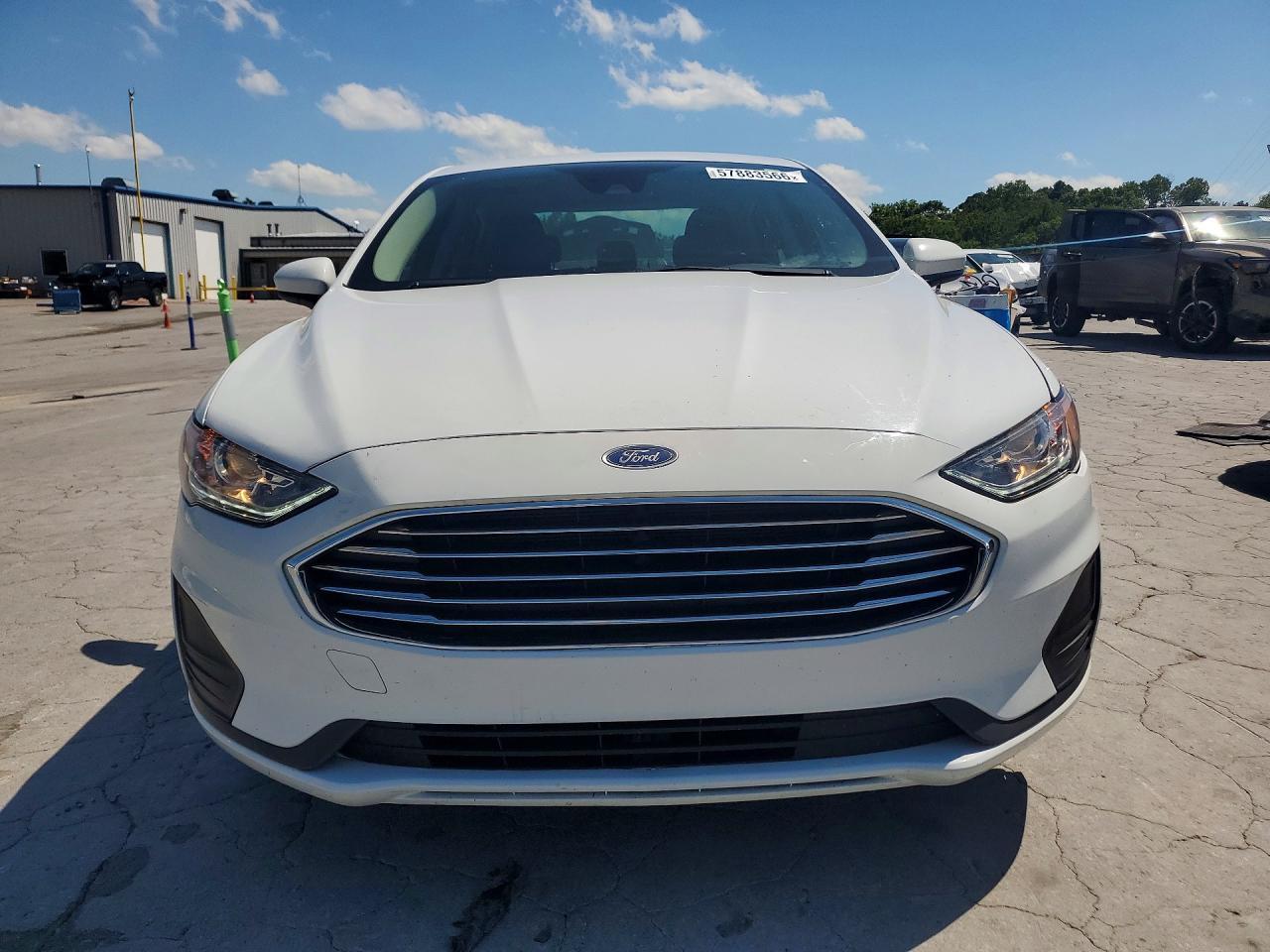 2020 Ford Fusion Se - Фото 5