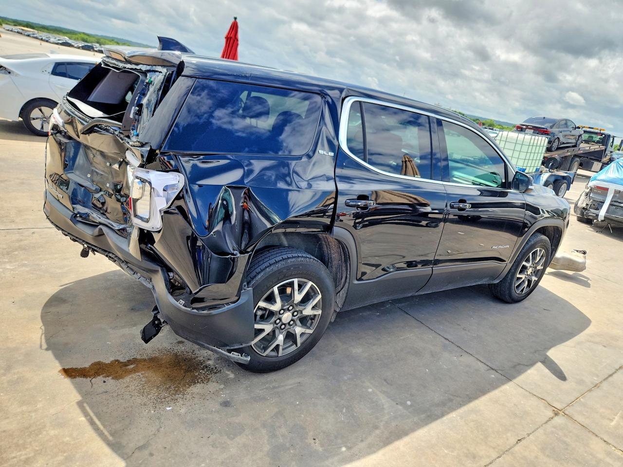 2023 GMC Acadia Sle - Фото 3
