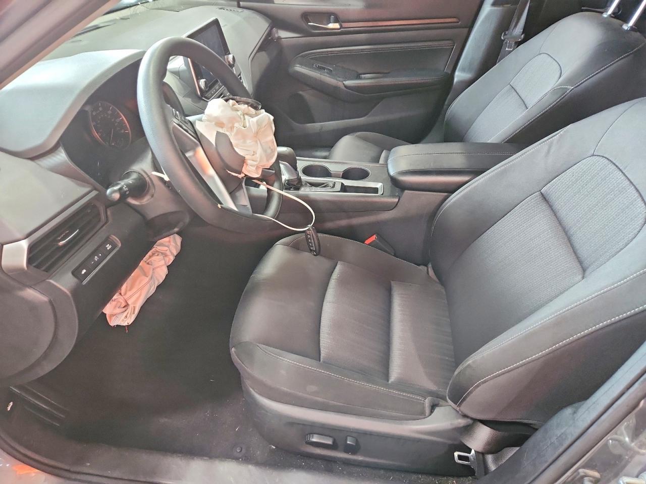 2020 Nissan Altima S - Image 7