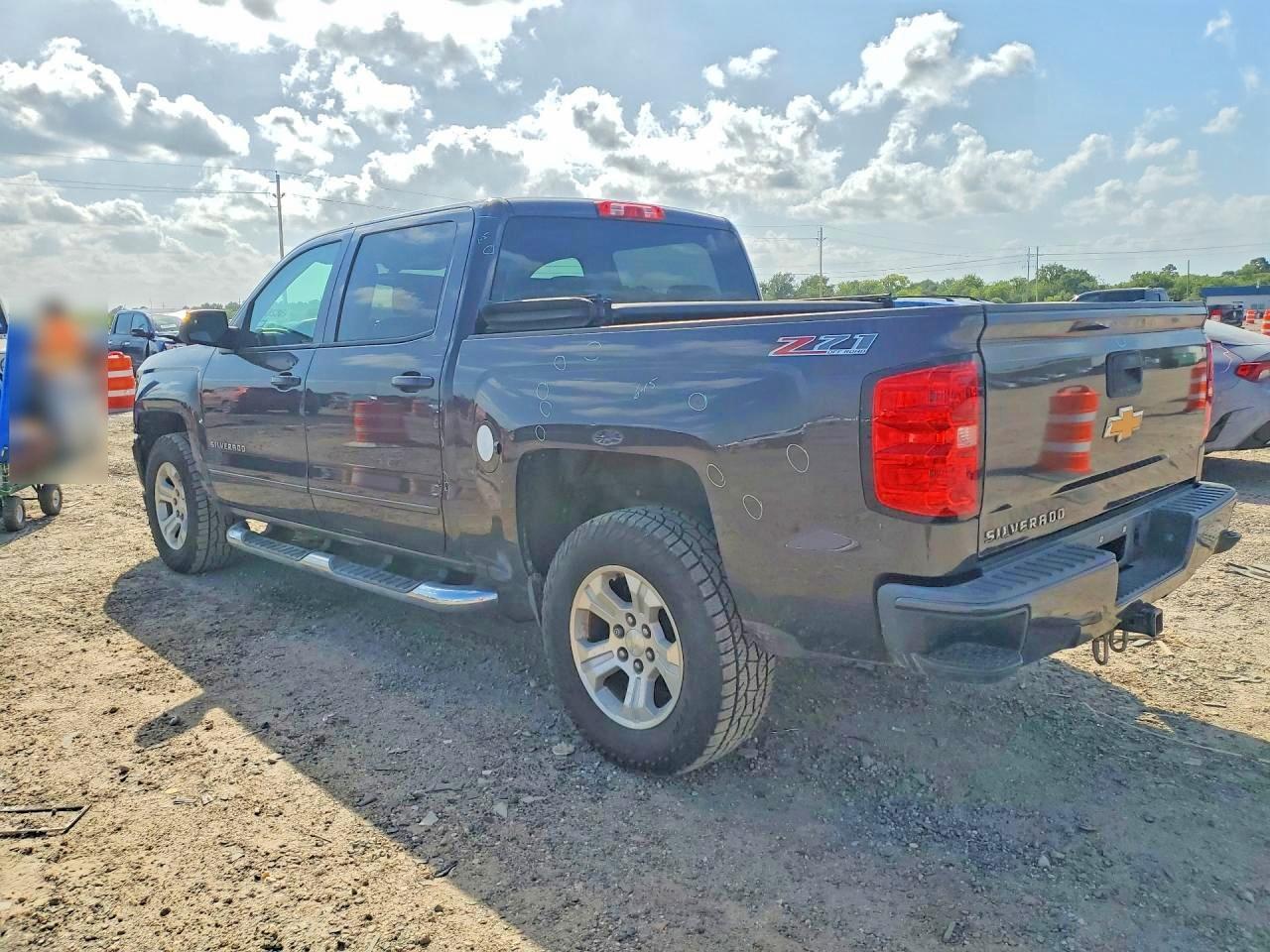 2016 Chevrolet Silverado K1500 Lt - Image 2