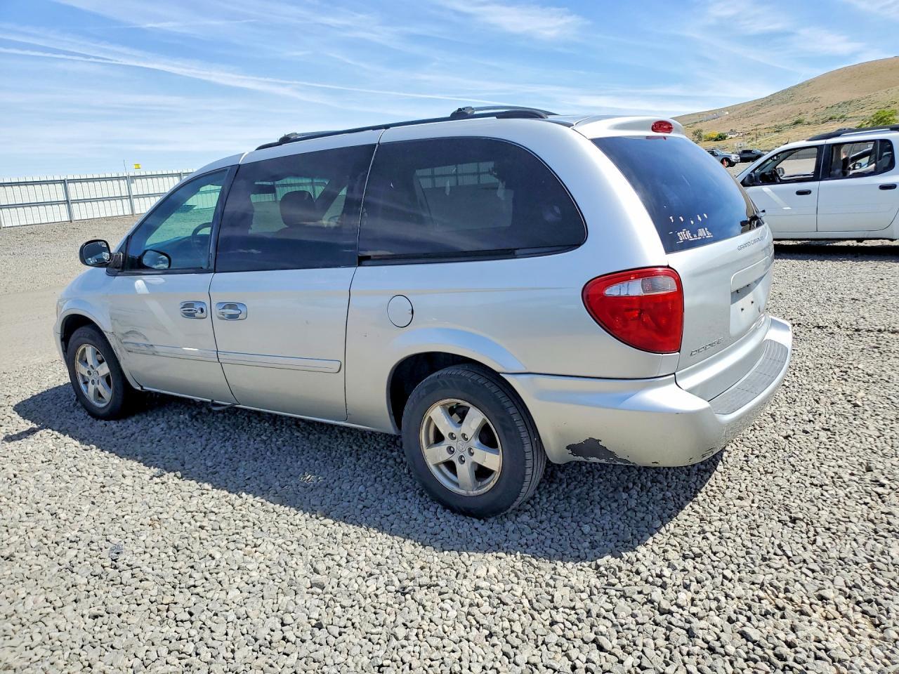 2006 Dodge Grand Caravan Sxt - Фото 2