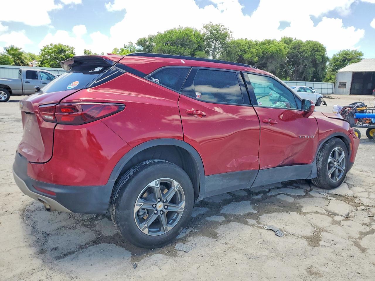 2023 Chevrolet Blazer 3Lt - Фото 3