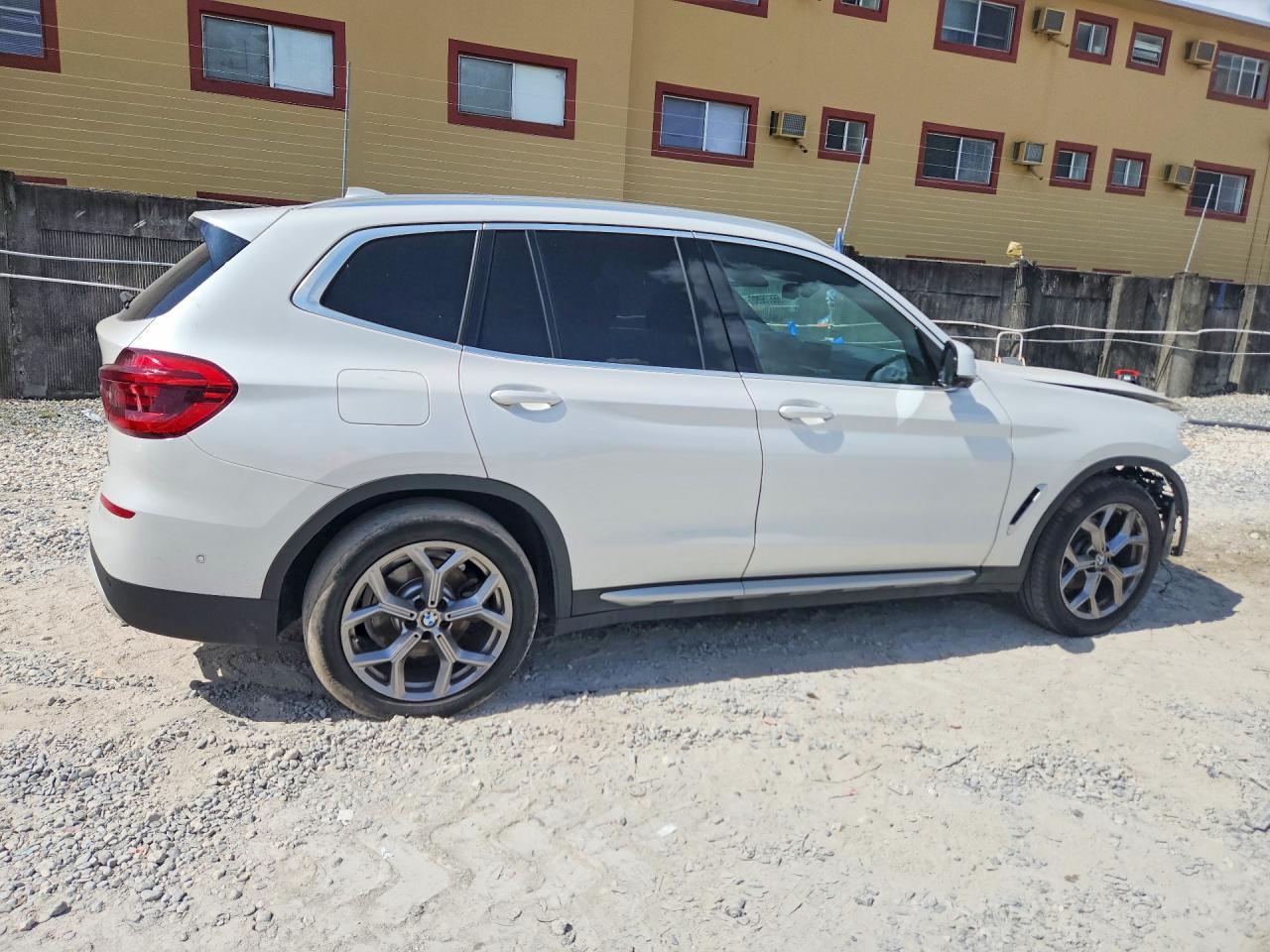 2021 BMW X3 Sdrive30I - Image 3