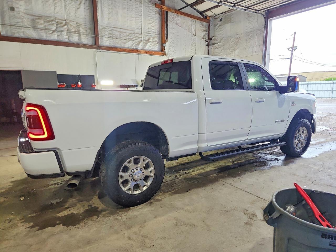2024 Ram 2500 Laramie - Фото 3