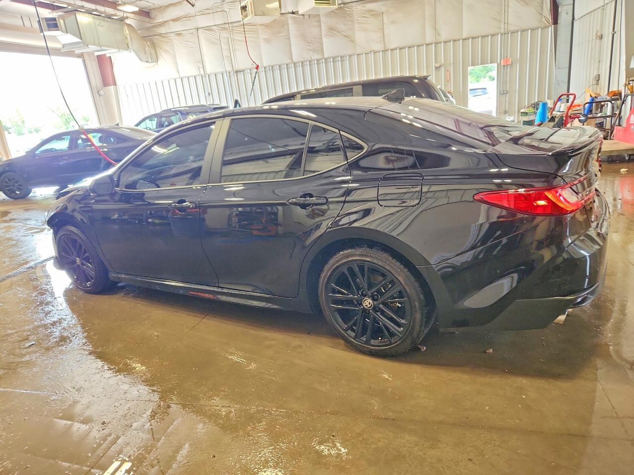 2025 Toyota Camry Se - Image 2