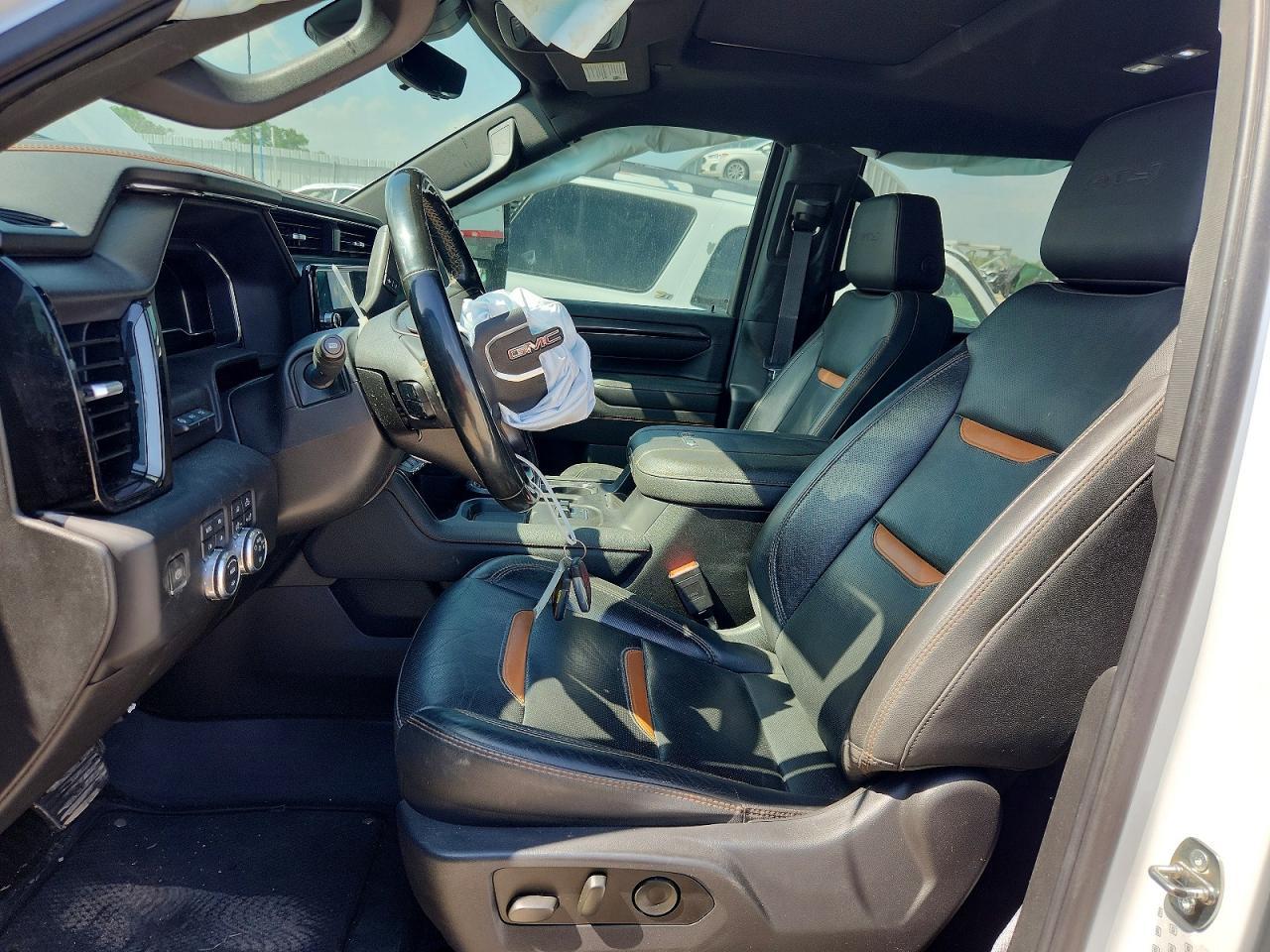2024 GMC Sierra K2500 At4 - Фото 7