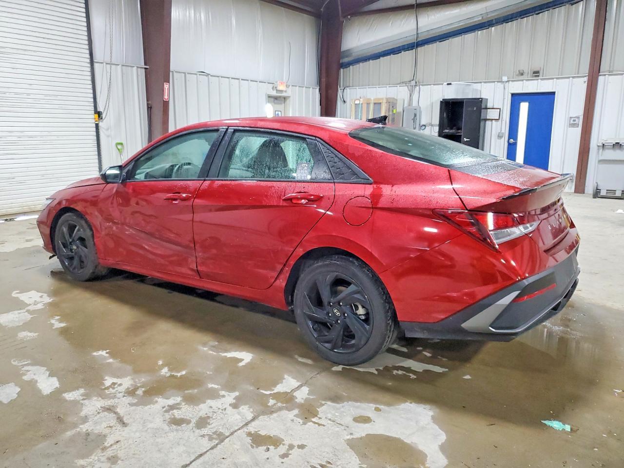 2026 Hyundai Elantra Sel Sport - Image 2