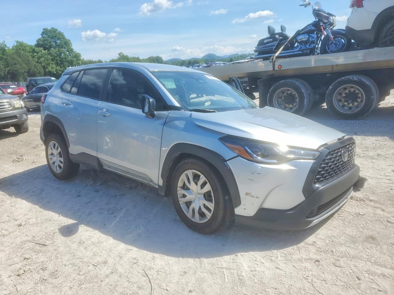 2025 Toyota Corolla Cross L - Фото 4