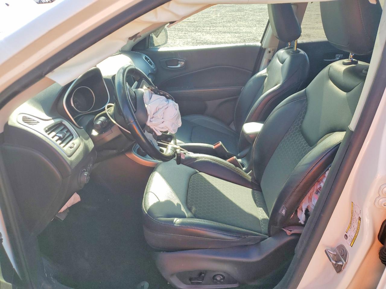 2018 Jeep Compass Latitude - Фото 7