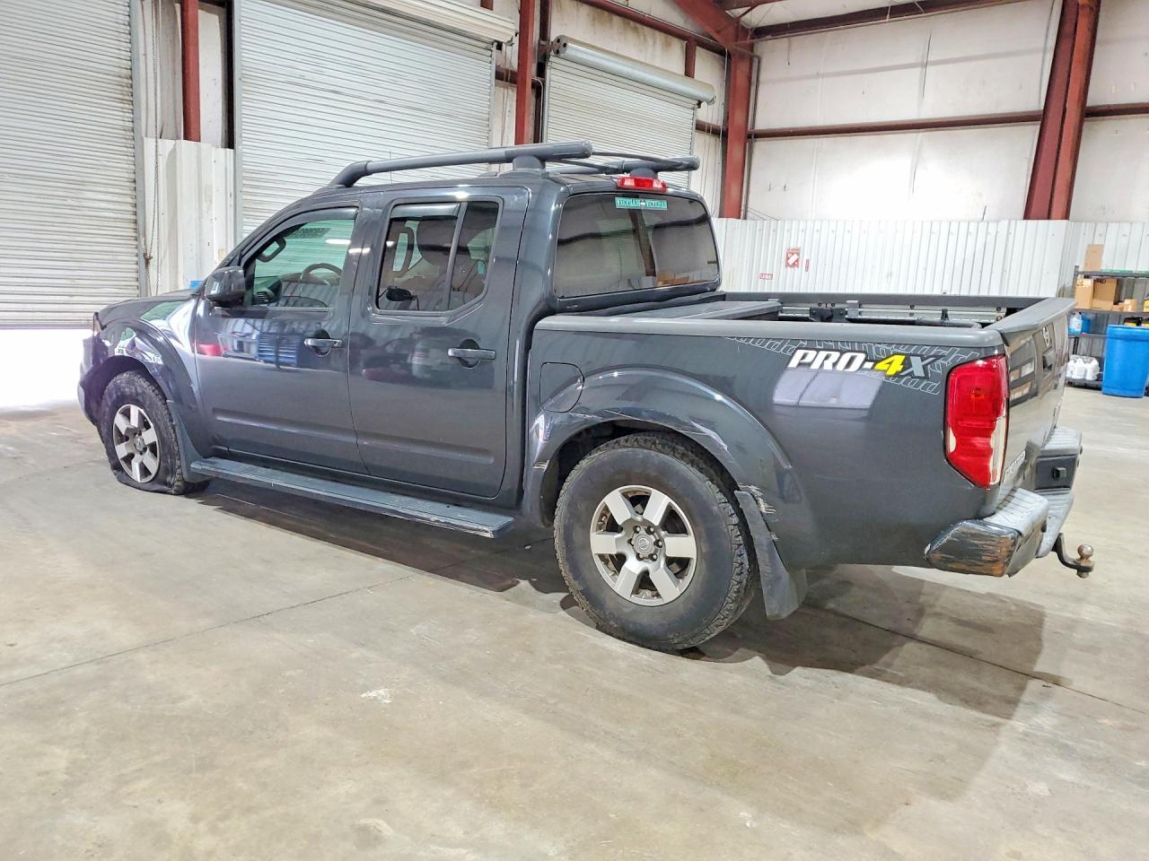 2013 Nissan Frontier S - Image 2