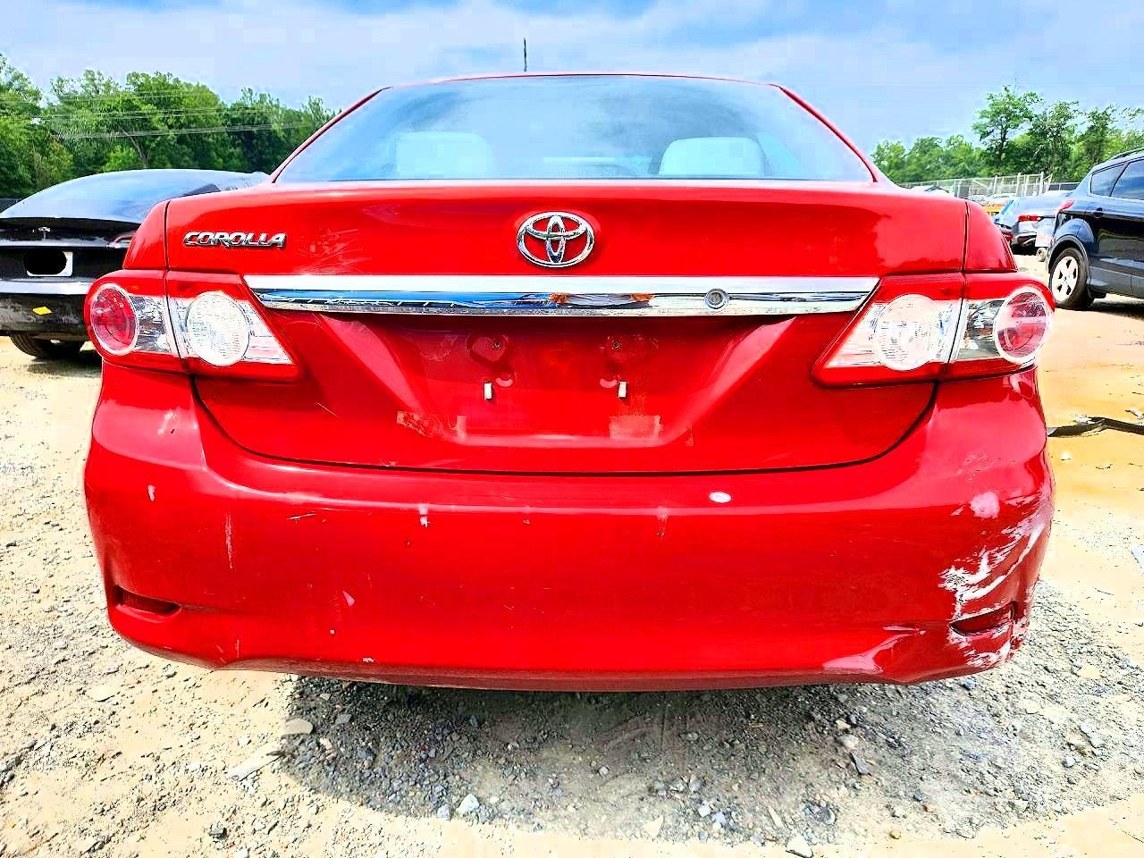2013 Toyota Corolla L - Фото 6
