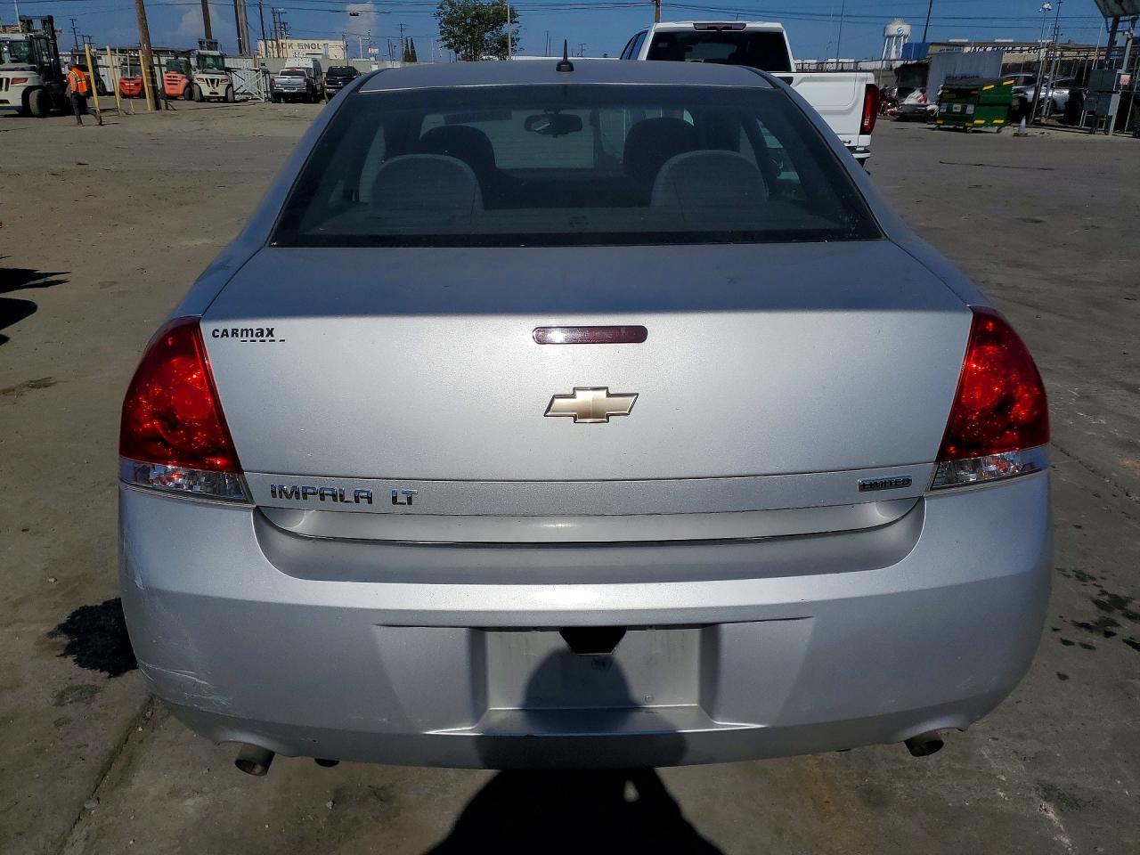 2016 Chevrolet Impala Limited Lt - Image 6