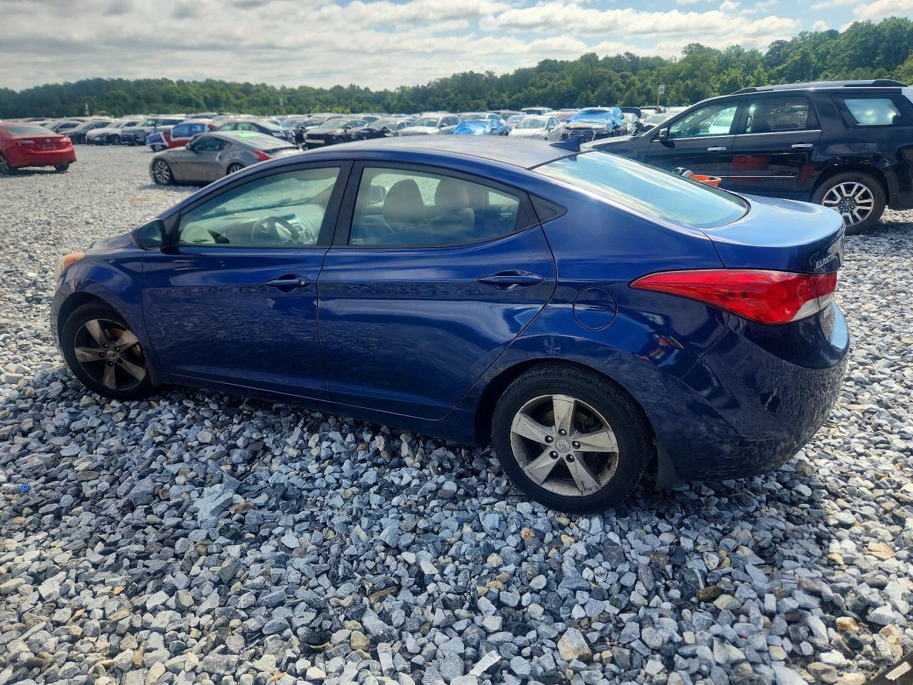 2013 Hyundai Elantra Gls - Фото 2