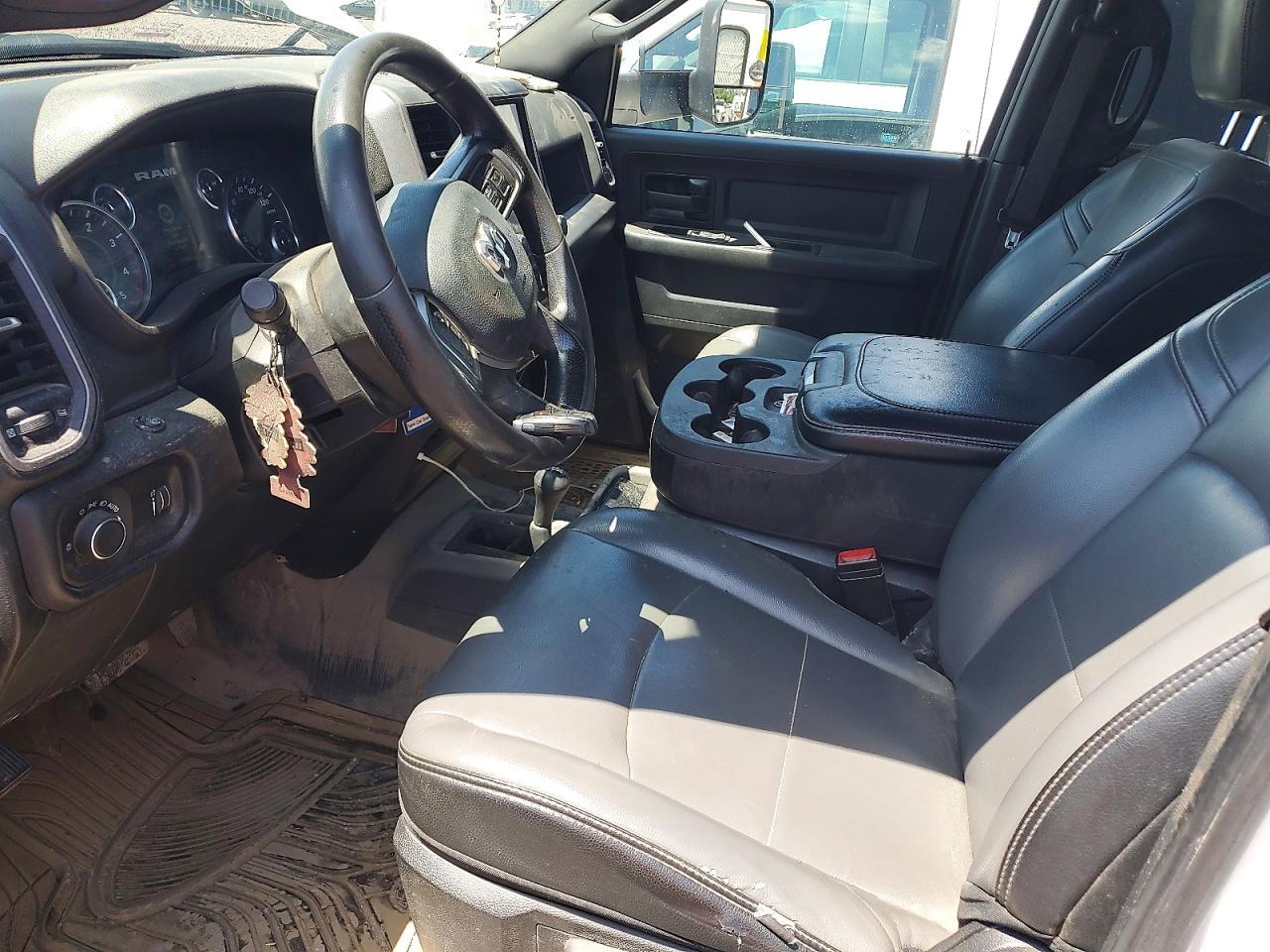 2022 Ram 5500 - Фото 7