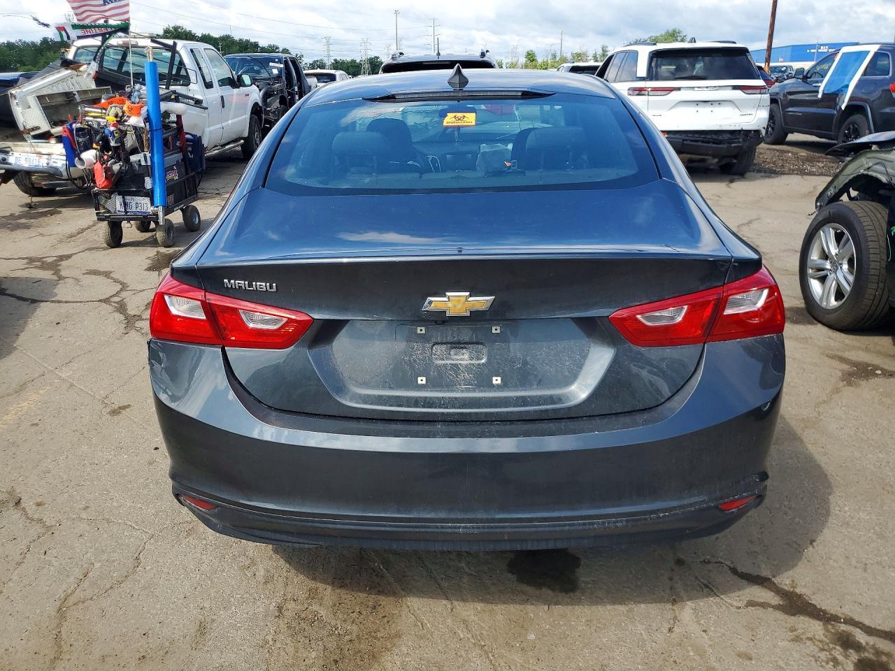 2018 Chevrolet Malibu Ls - Фото 6