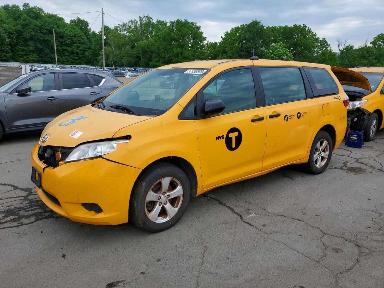 2017 Toyota Sienna L 7-Passenger