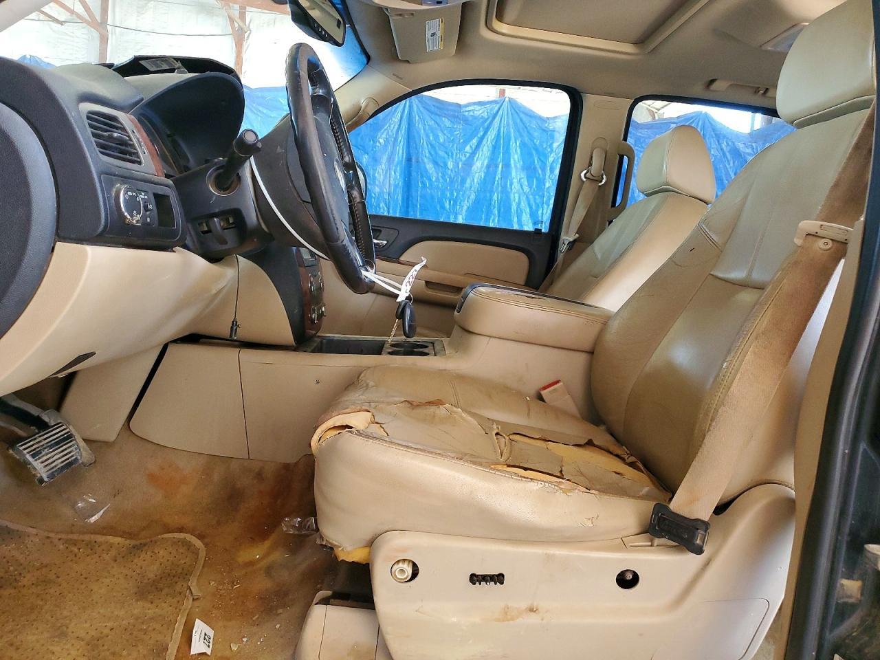 2008 Chevrolet Tahoe C1500 - Image 7