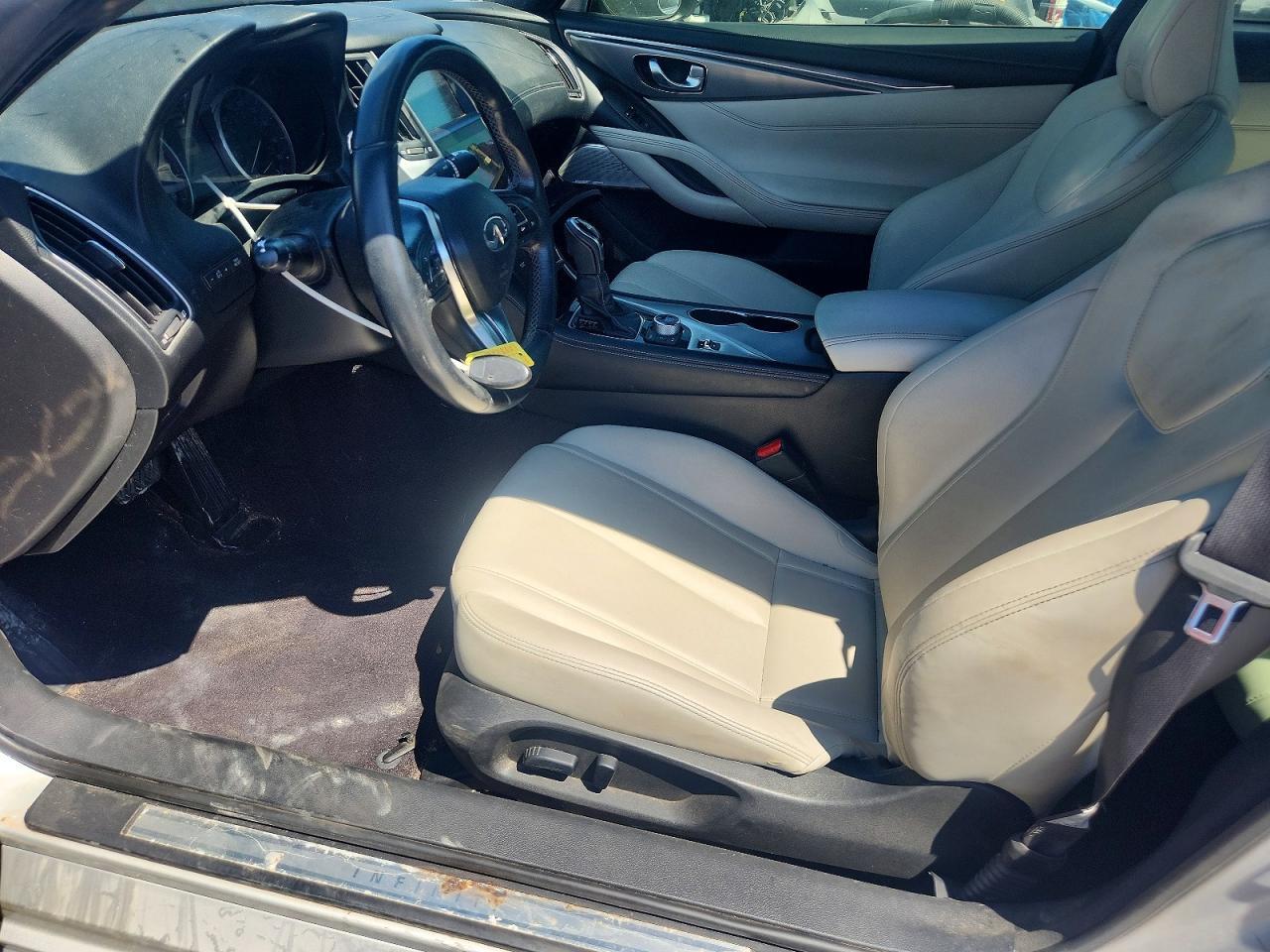 2017 Infiniti Q60 3.0T Premium - Image 7