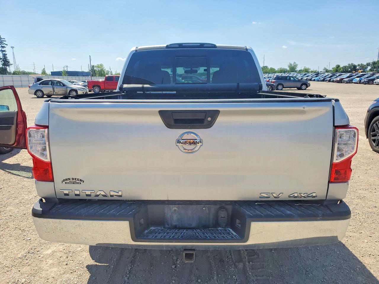 2019 Nissan Titan Sv - Фото 6