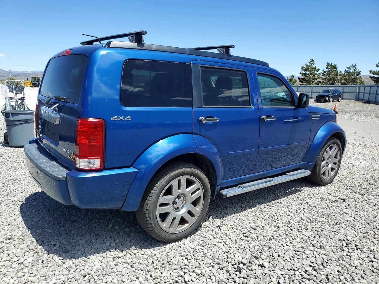 2009 Dodge Nitro R - Фото 3