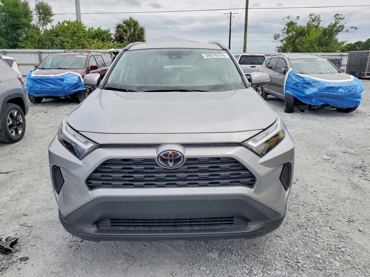 2024 Toyota Rav4 Xle - Image 5
