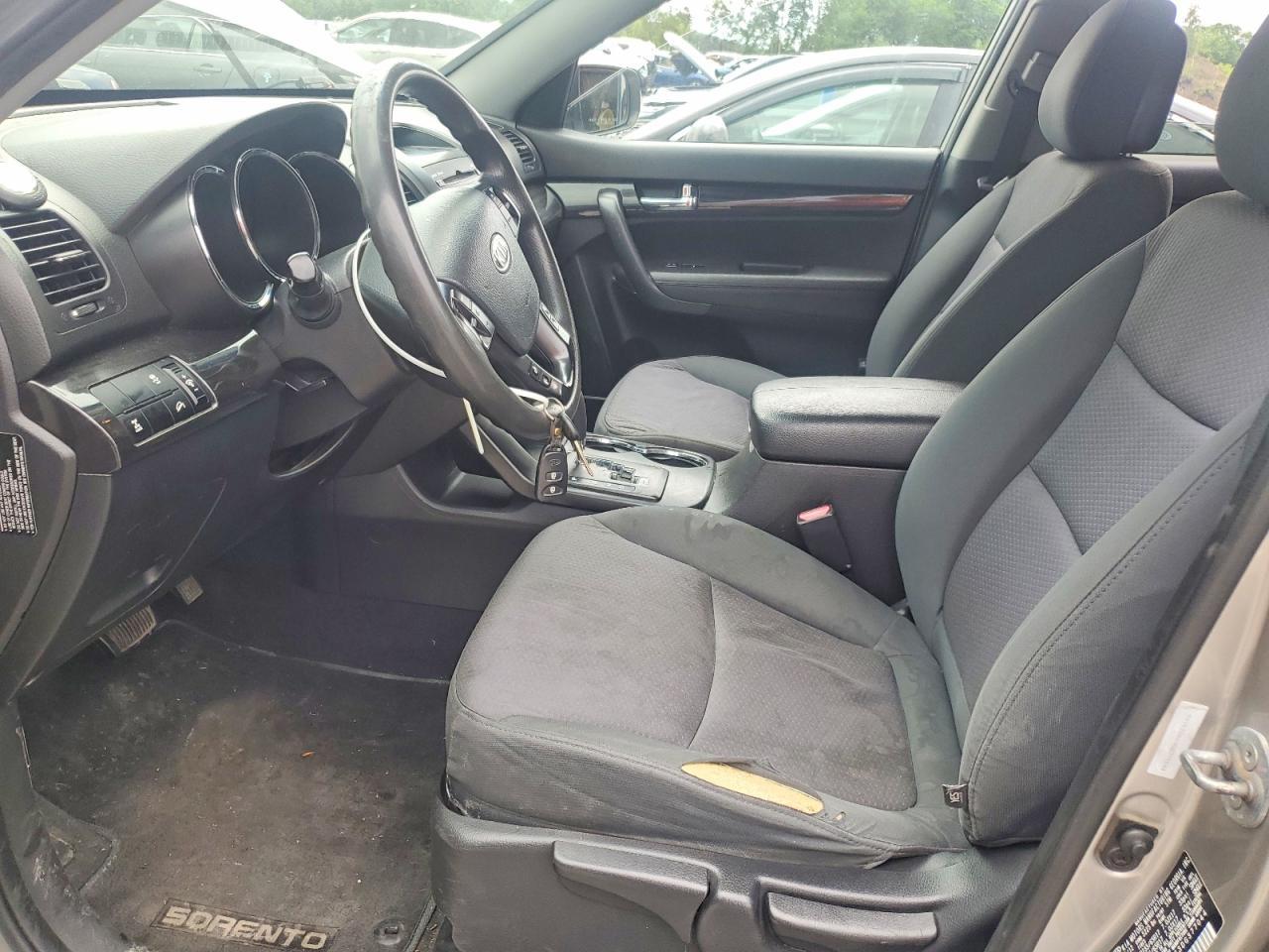 2013 Kia Sorento Lx - Image 7