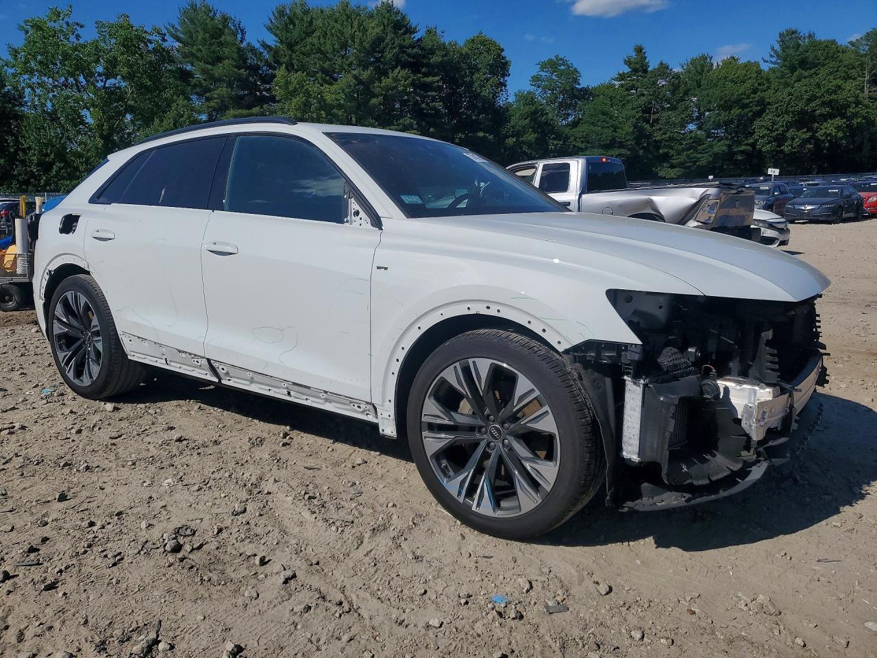 2025 Audi Q8 Premium Plus S-Line - Image 4