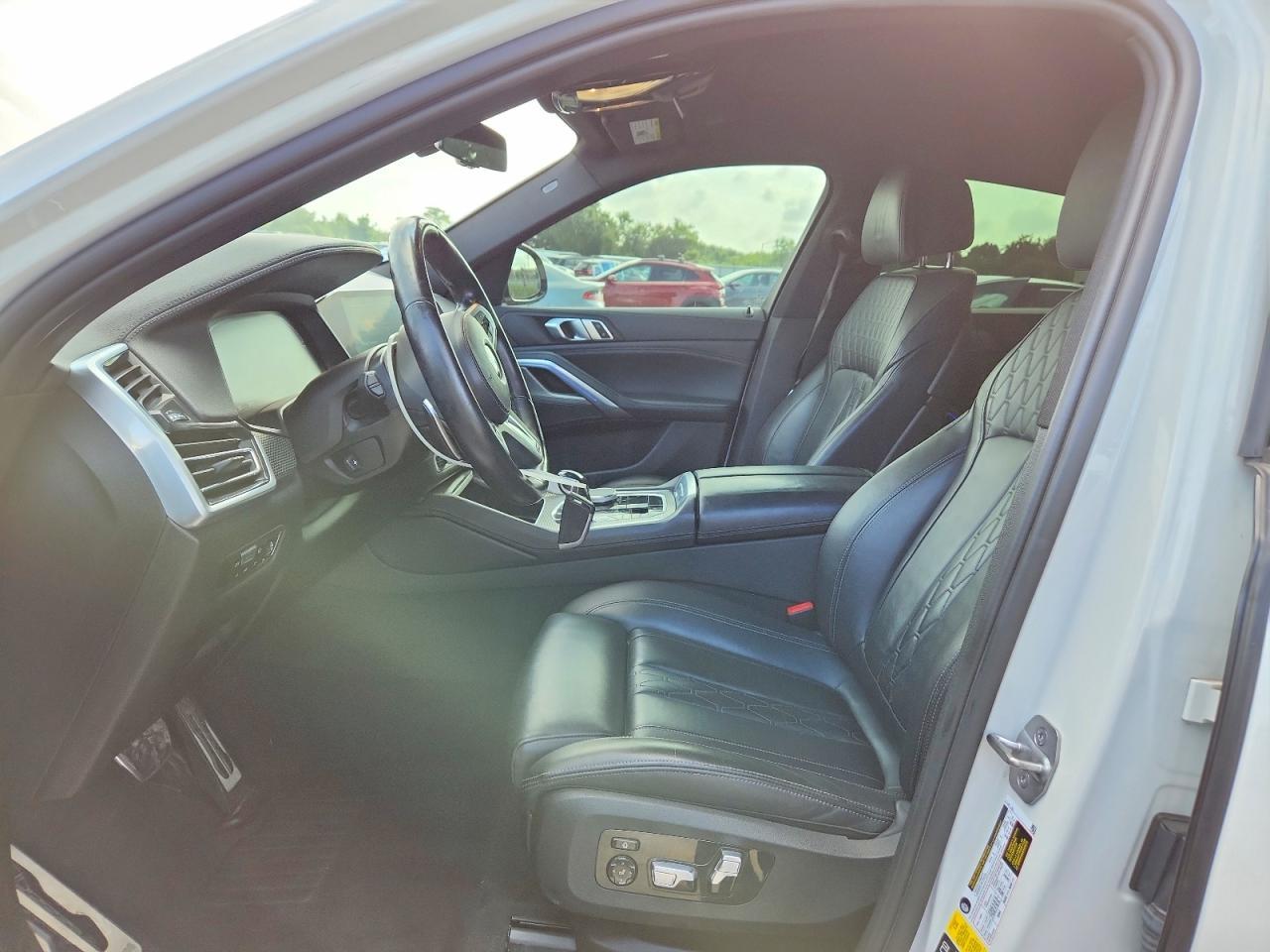 2023 BMW X6 xDrive40I - Image 7
