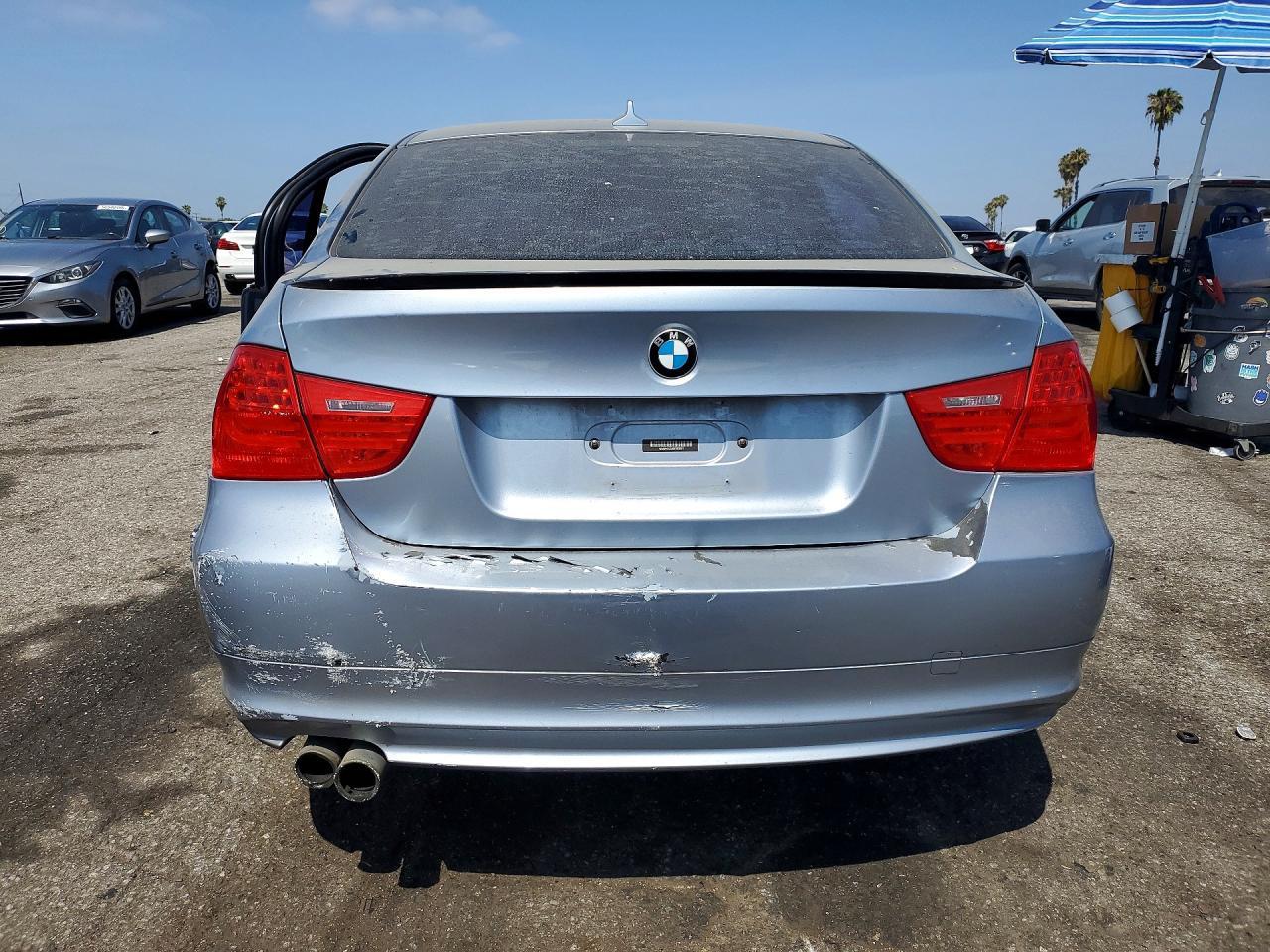 2011 BMW 328 I - Image 6