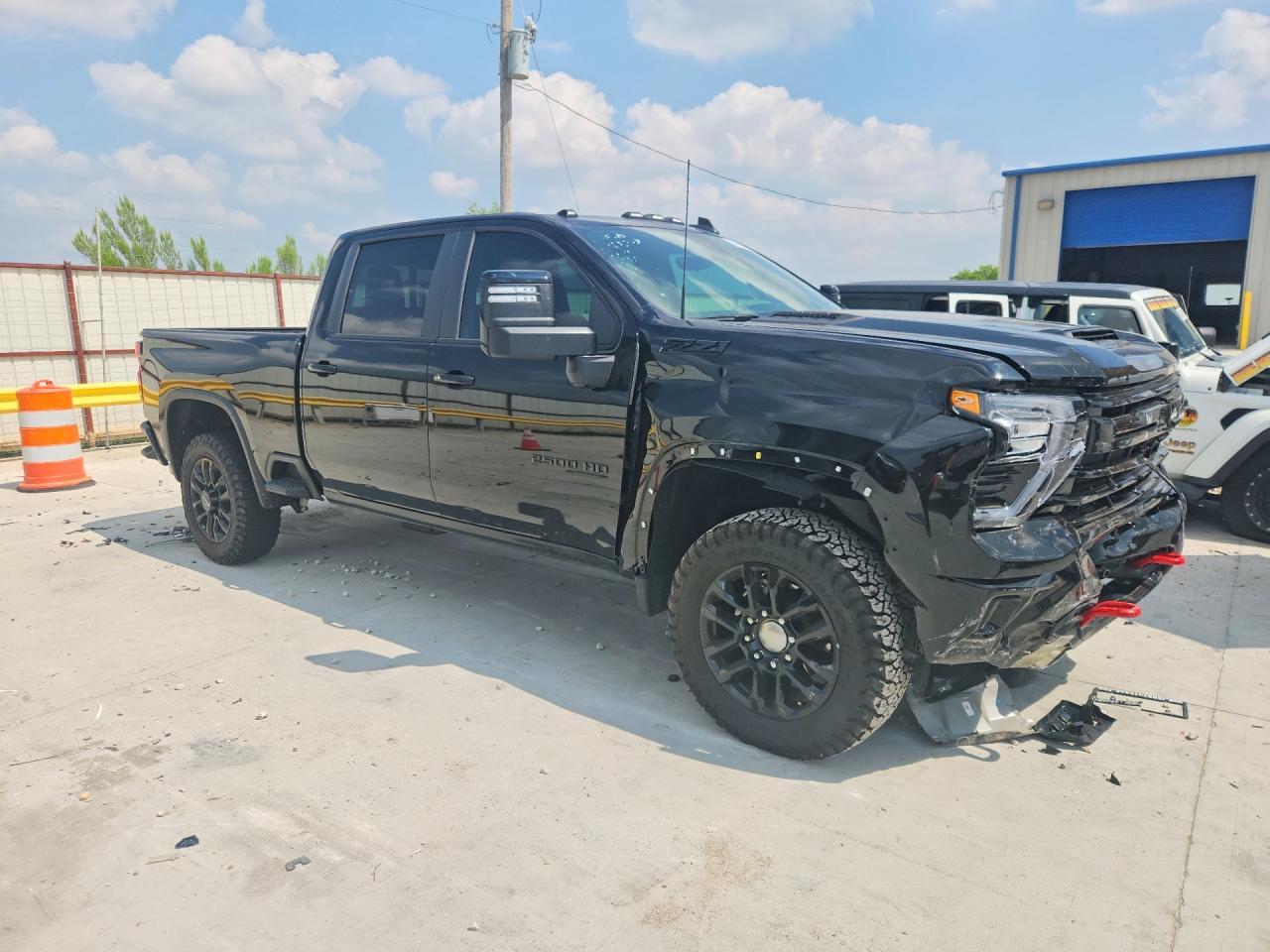 2026 Chevrolet Silverado K2500 Heavy Duty Lt - Image 4