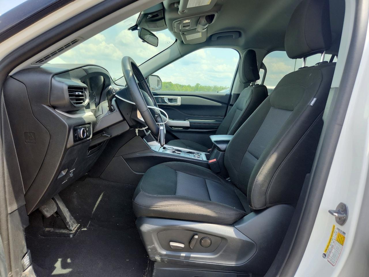2024 Ford Explorer Xlt - Image 7