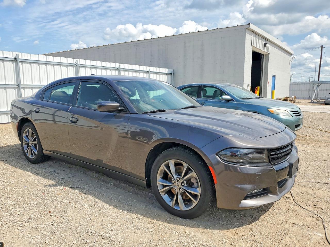 2021 Dodge Charger Sxt - Фото 4