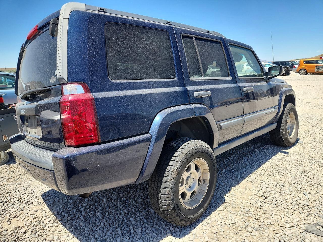 2006 Jeep Commander - Image 3