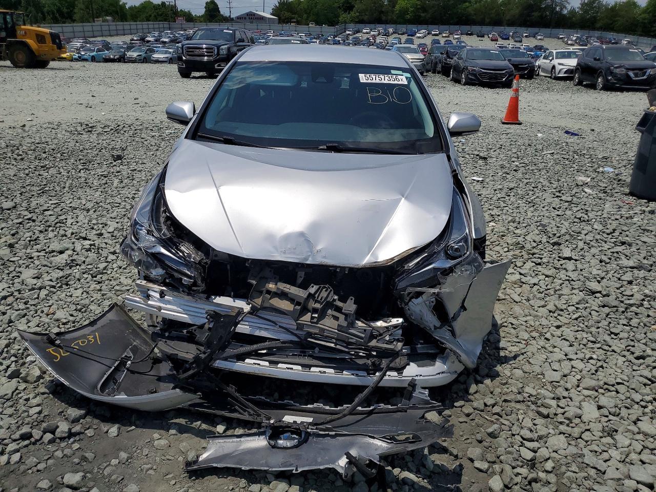2021 Toyota Prius Le - Фото 5