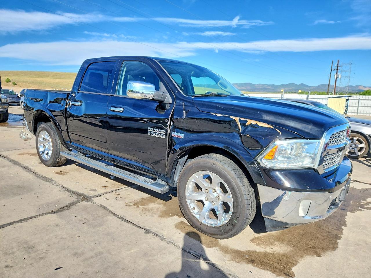 2014 Ram 1500 Laramie - Image 4