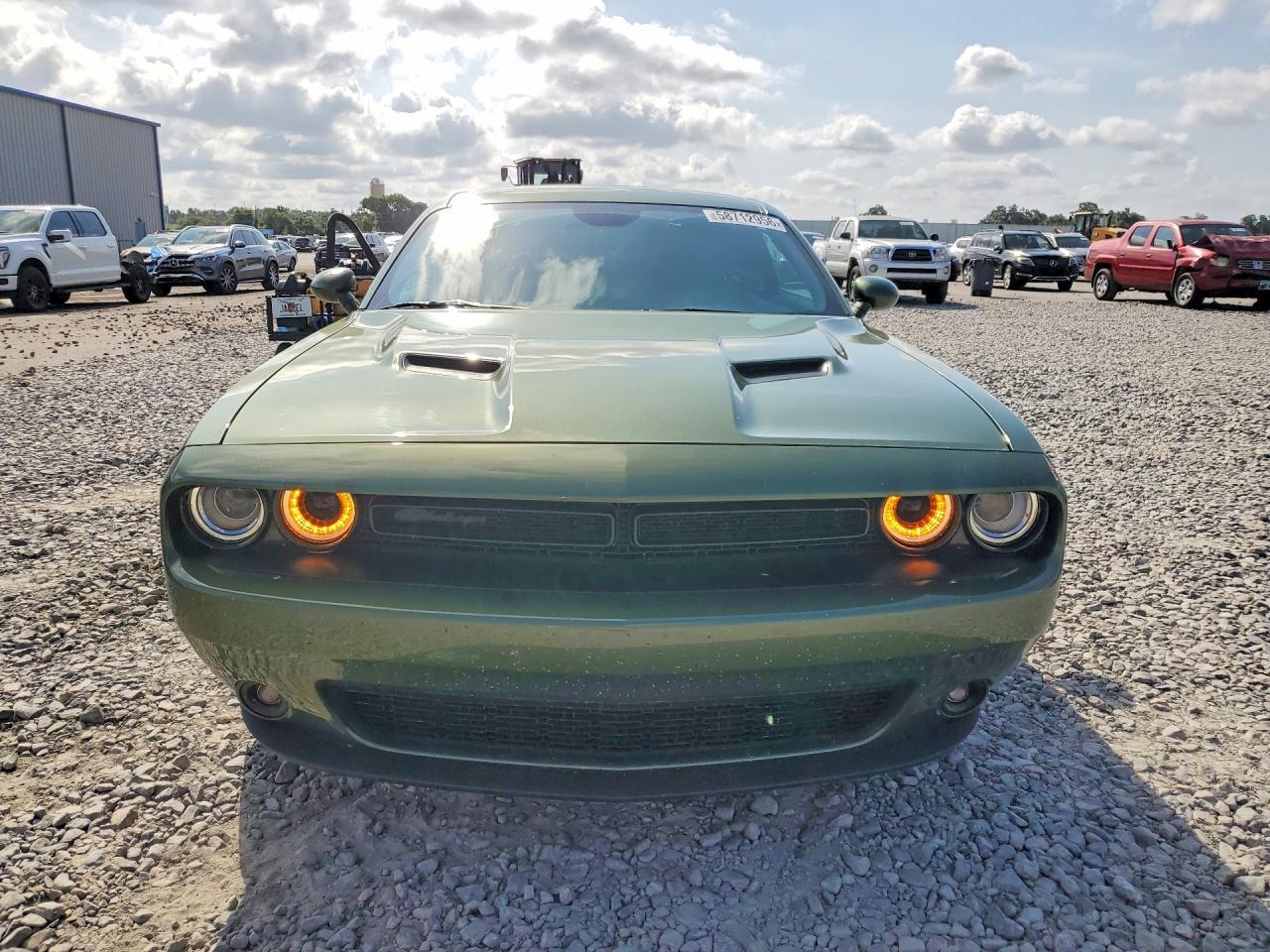 2023 Dodge Challenger Sxt - Image 5