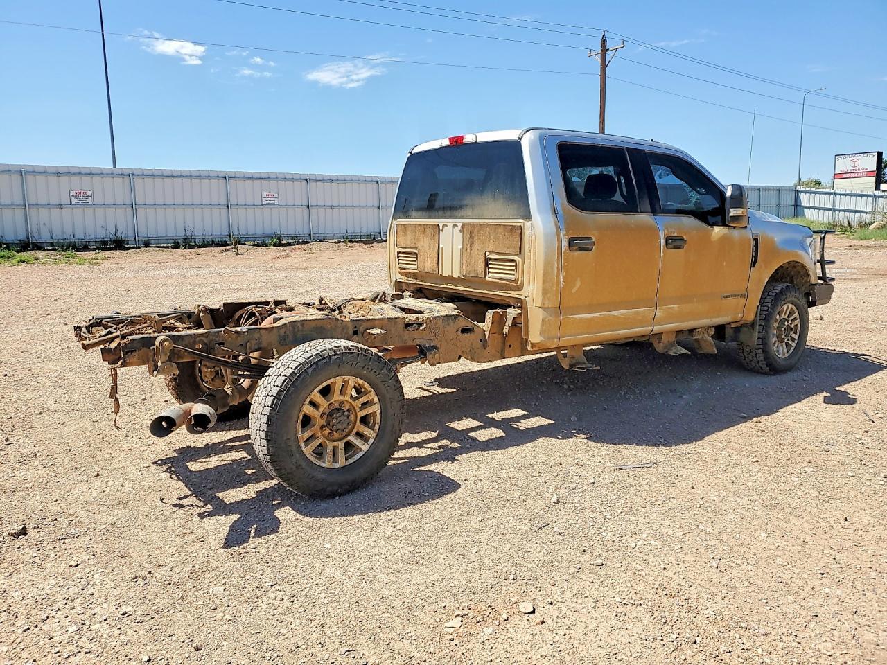 2019 Ford F350 Super Duty - Фото 3