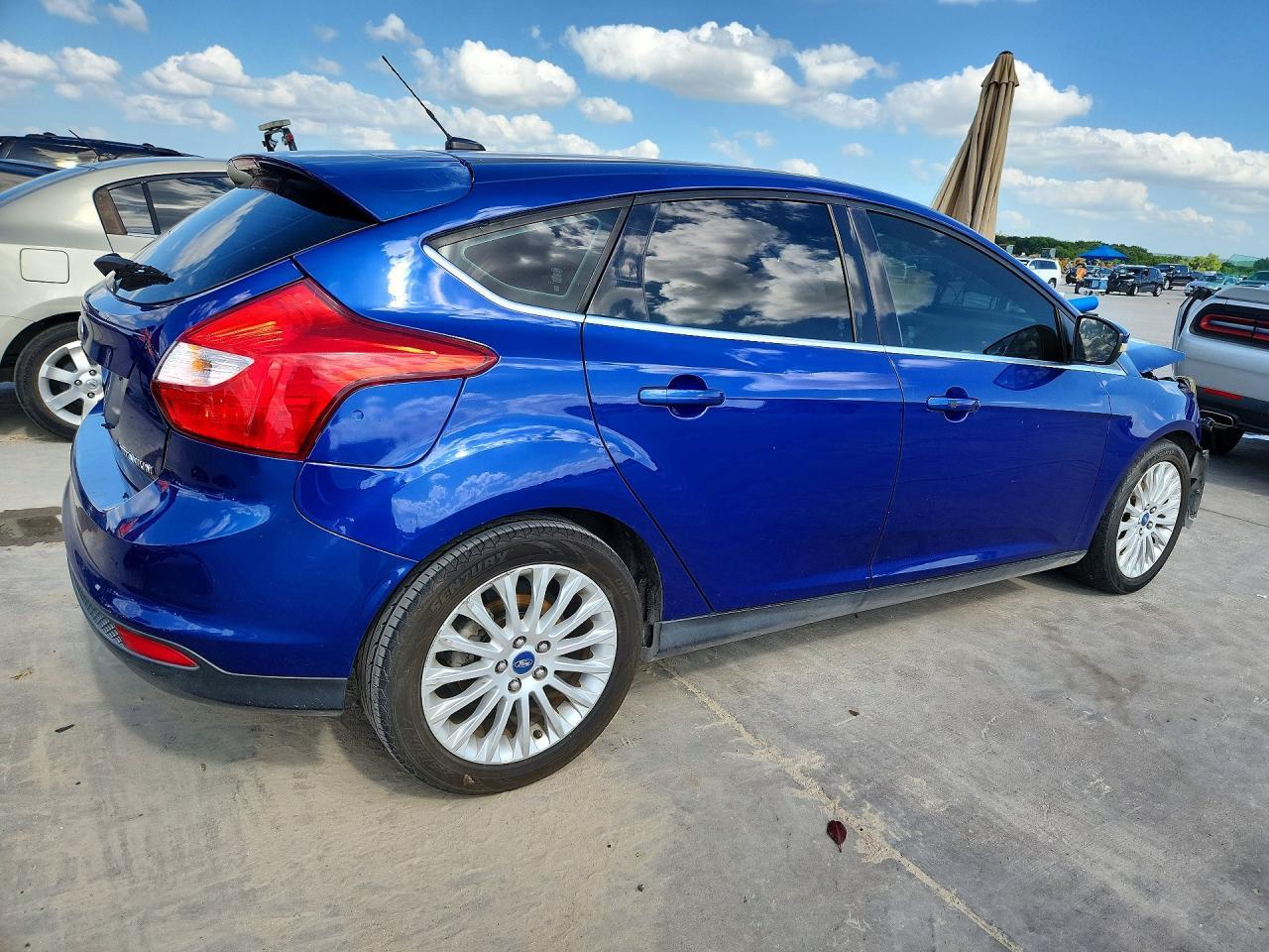 2012 Ford Focus Titanium - Image 3