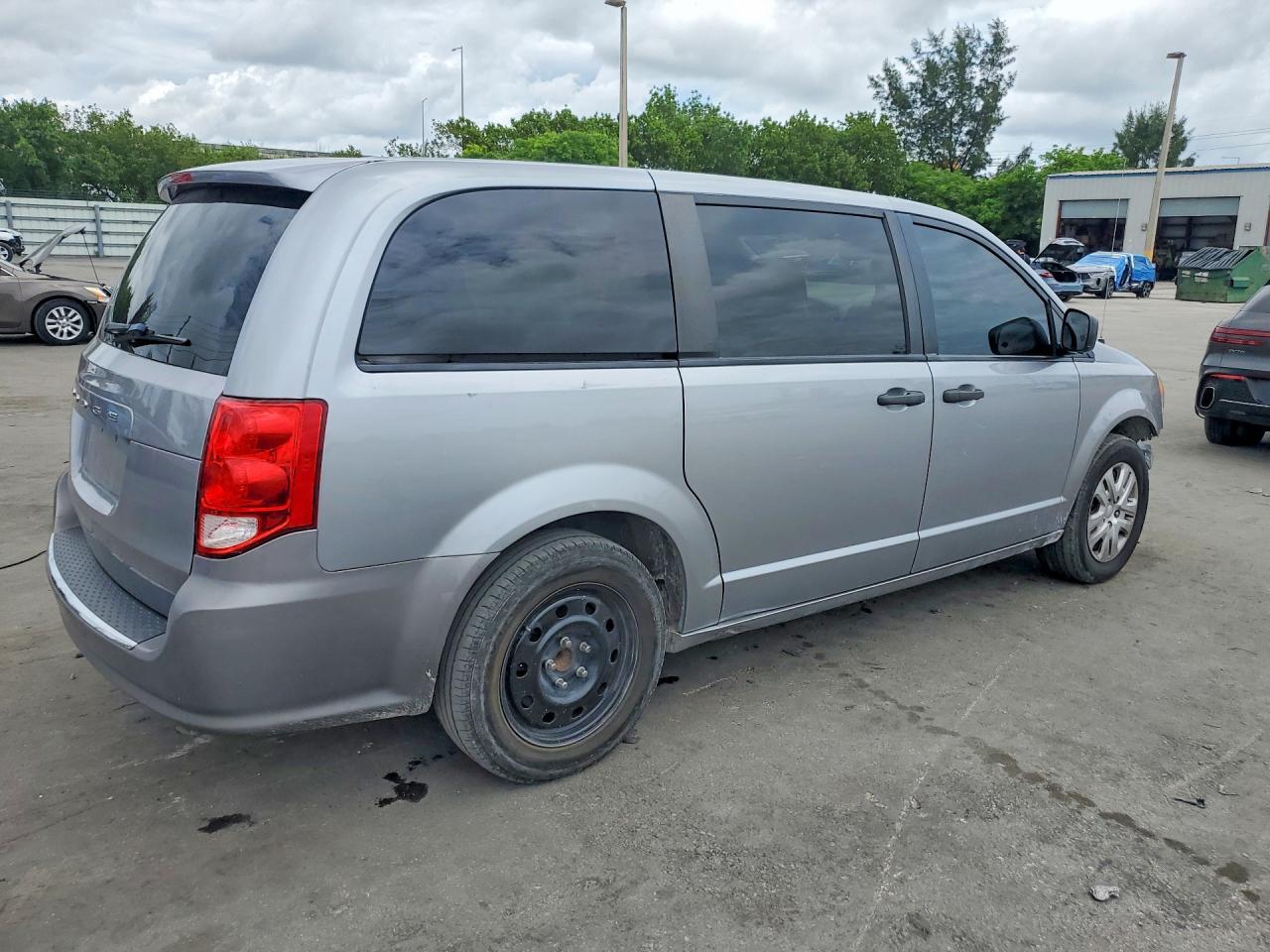 2019 Dodge Grand Caravan Se - Фото 3