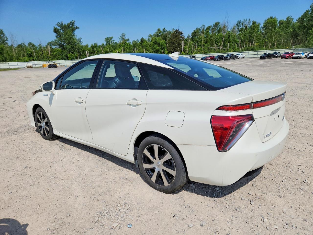 2016 Toyota Mirai Base - Image 2