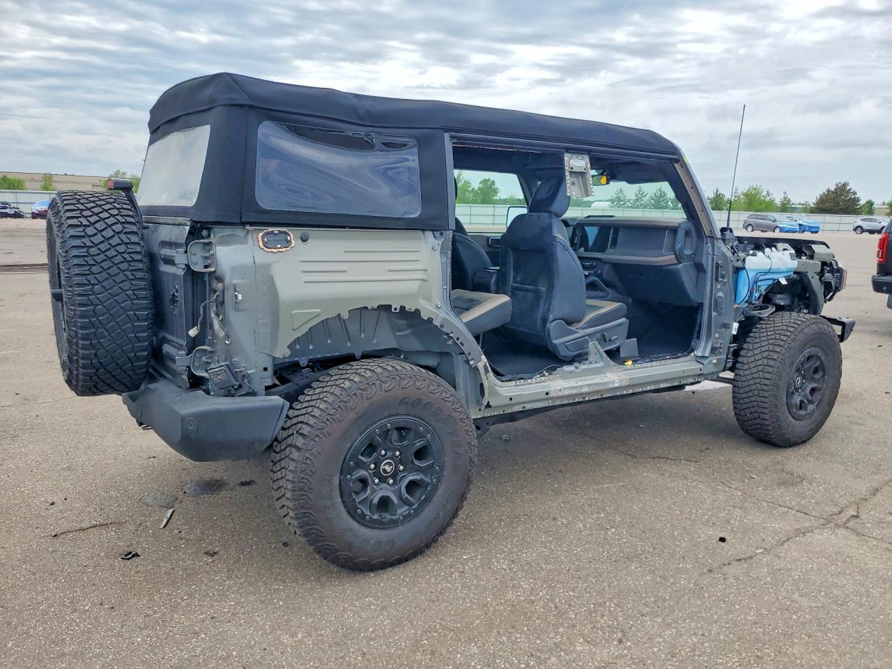 2024 Ford Bronco Wildtrak - Фото 3